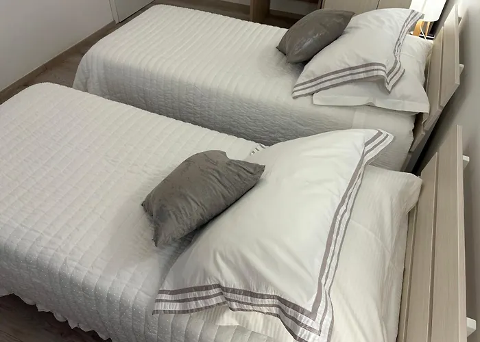 Andelina, Apartment Split