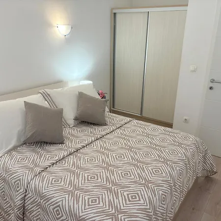Andelina, Apartman